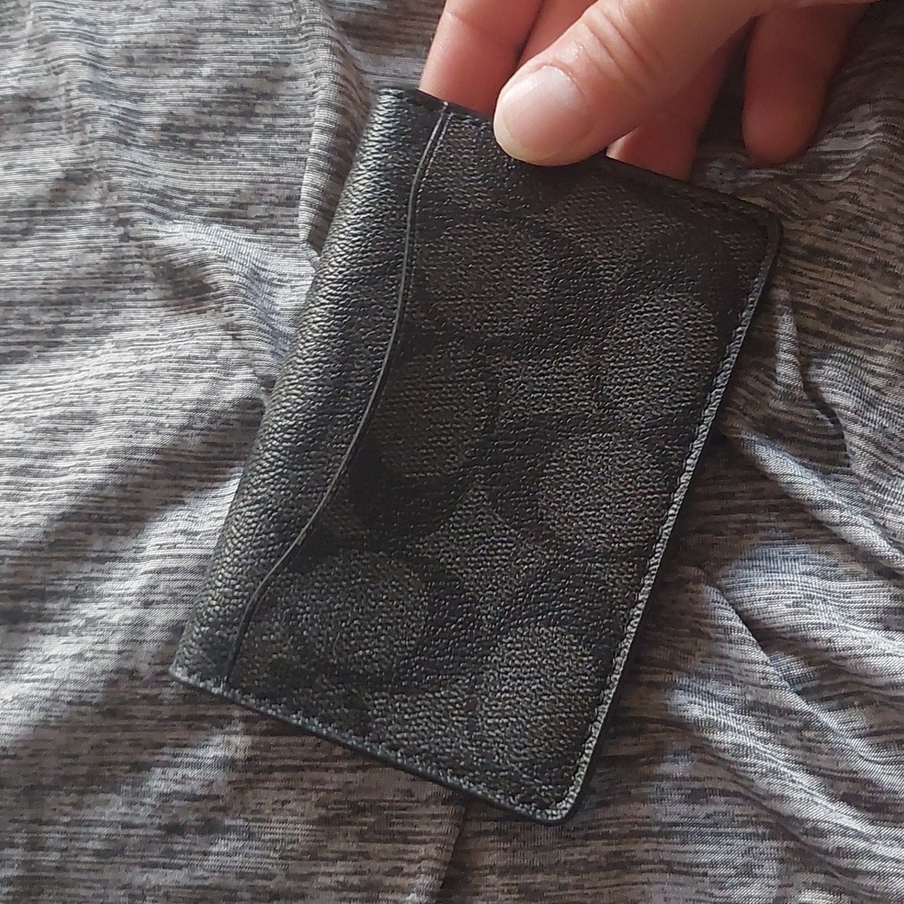 Card wallet - Picture 3 of 3